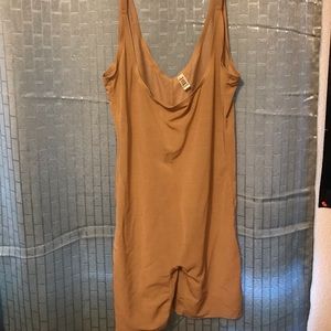 Skims - SHEER SCULPT BODYSUIT - CLAY / XL